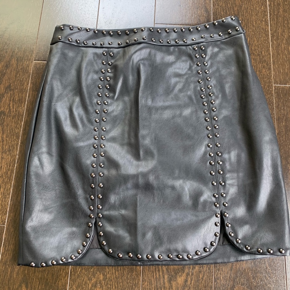 LF Seek Faux leather skirt